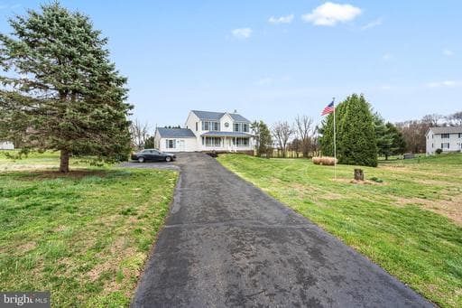4901 GENERAL GORDON CIRCLE - Photo 1