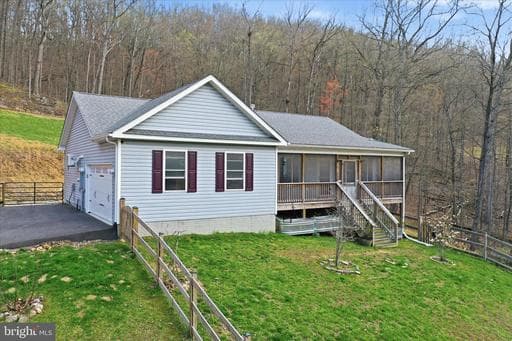 330 HEAVENS TREE TRAIL - Photo 1