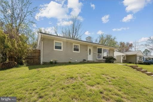 1405 MATTHEWS DRIVE - Photo 1