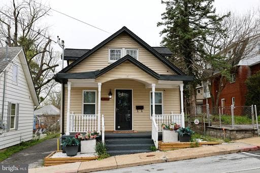 440 LIBERTY STREET - Photo 1