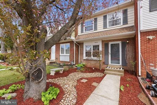 14835 Emberdale Dr, Woodbridge, VA 22193-2650, United States - Photo 1