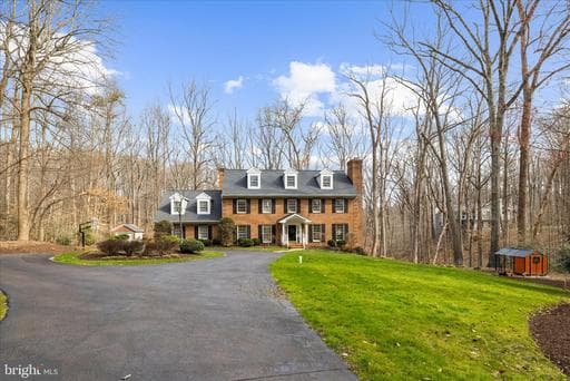 962 COACHWAY - Photo 1