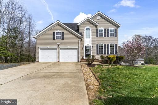 46976 PEMBROOKE STREET - Photo 1