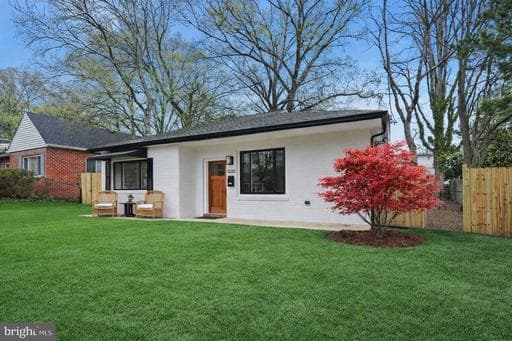 1507 DELMONT LANE - Photo 1