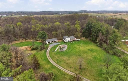 39516 Cottagegrove Ln, Lovettsville, VA 20180-3326, United States - Photo 1