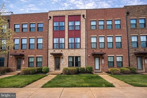 2814 Lewis Ave, Suitland, MD 20746-1616, United States - Photo 1
