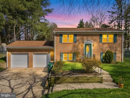 10202 LE FEVRE DRIVE - Photo 1