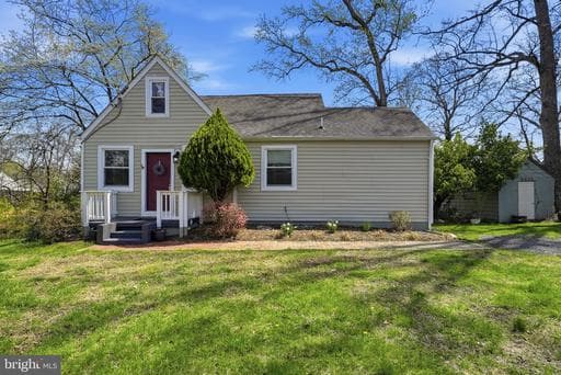 3420 WALTERS LANE - Photo 1