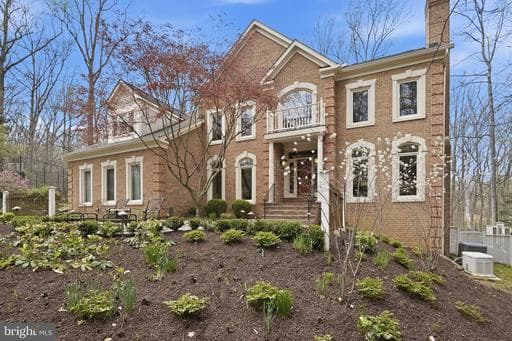 182 RIVER PARK DRIVE - Photo 1