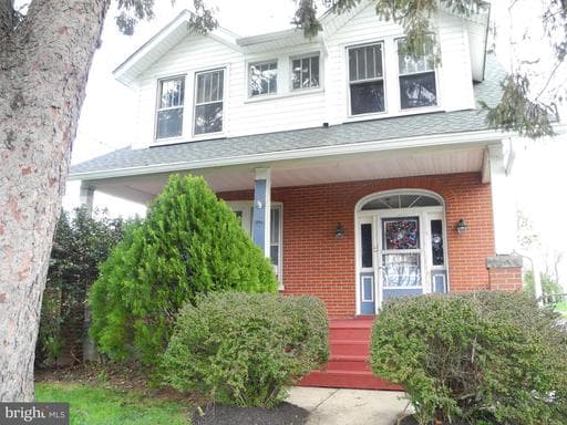 1048 POTOMAC STREET