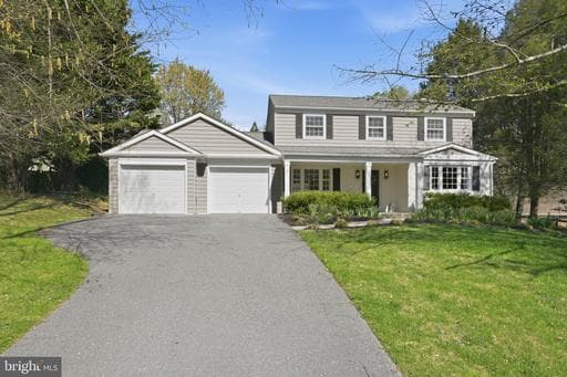 10208 CABERY ROAD - Photo 1