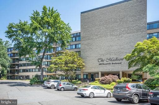 600 ROOSEVELT BOULEVARD 510 - Photo 1