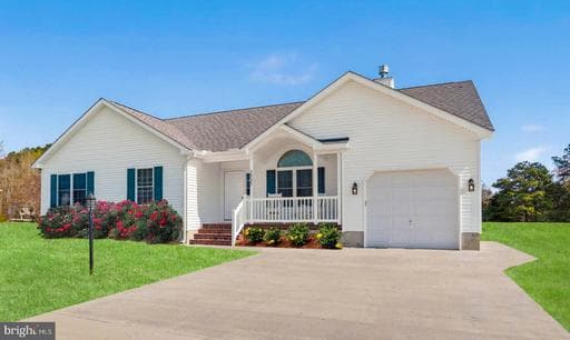 38027 DAVEY JONES BOULEVARD - Photo 1