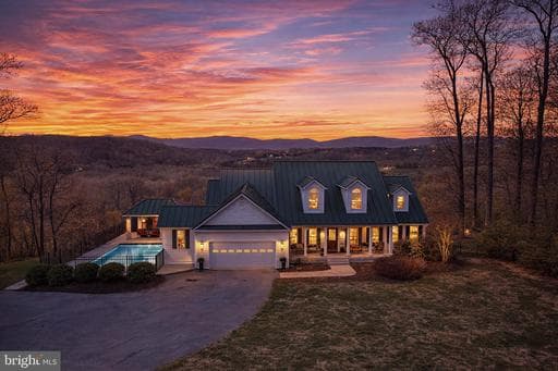 400 DEER RUN CIRCLE - Photo 1