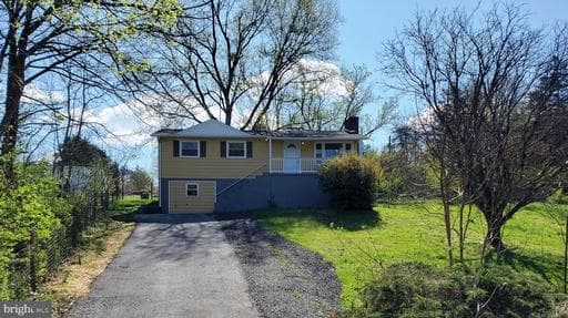 49 OLDT DRIVE - Photo 1