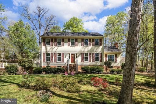 113 POPLAR DRIVE - Photo 1