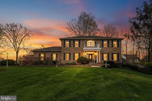 2185 PEGGYS DRIVE - Photo 1