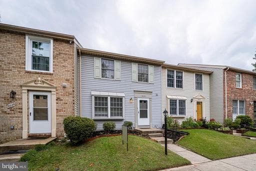 9227 SHEFFIELD HUNT COURT - Photo 1