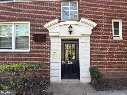 106 N GEORGE MASON DRIVE 4
