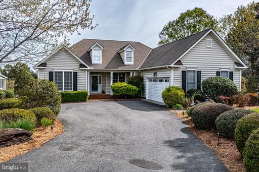 61 MERCERS WAY - Photo 1