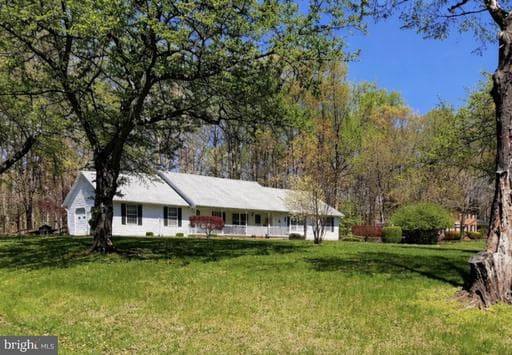 733 SHARPSBURG DRIVE - Photo 1