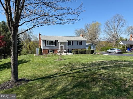 5010 LEE HILL CIRCLE - Photo 1