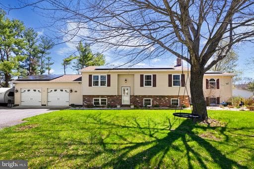 3851 WHITE OAK COURT - Photo 1