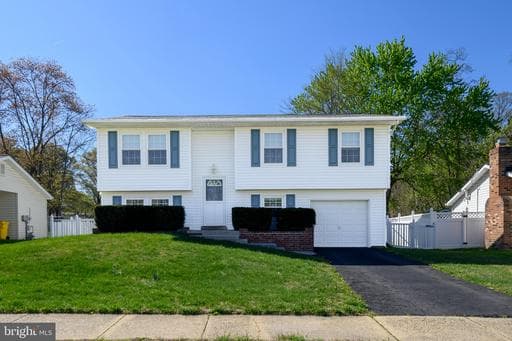 982 Fall Circle Way, Gambrills, MD 21054-1441, United States - Photo 1