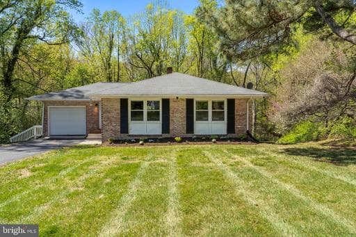 8248 Eden Dr, King George, VA 22485-4127, United States - Photo 1