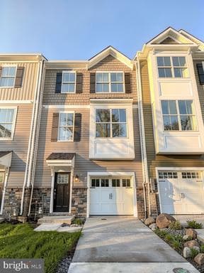 328 AQUA SQUARE 172 - Photo 1