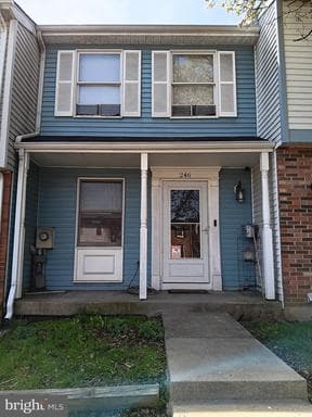 246 CANFIELD TERRACE - Photo 1