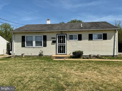 2520 NEWGLEN AVENUE - Photo 1