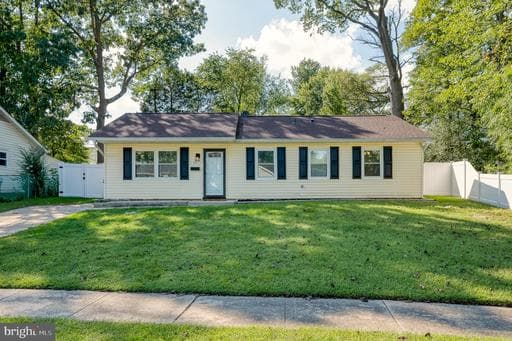 630 SEQUOIA DRIVE - Photo 1
