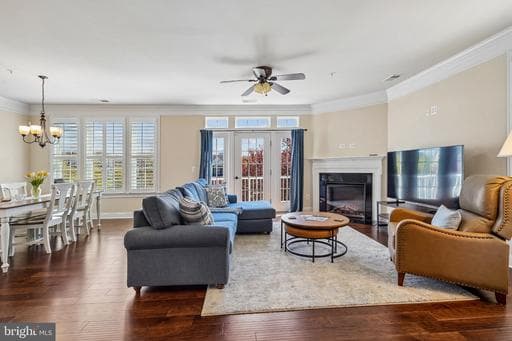 42572 Wildly Ter, Ashburn, VA 20148-4347, United States