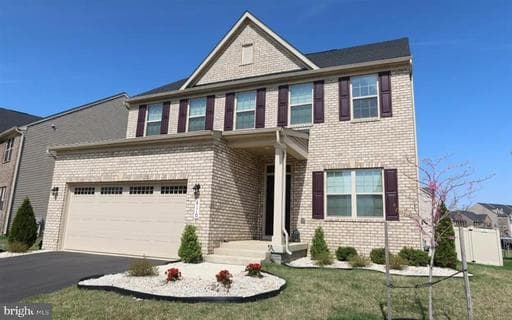 8110 IRON HILL CT - Photo 1