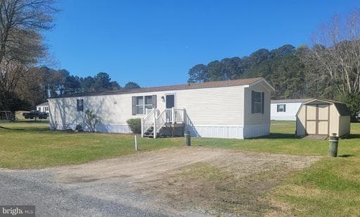 10323 HENRY ROAD 8 - Photo 1