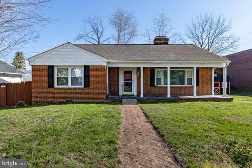 115 WASHINGTON STREET - Photo 1
