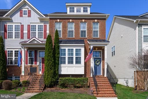 1147 Potomac View Pkwy, Brunswick, MD 21716, United States - Photo 1