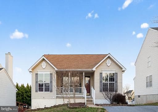 202 MORNING FROST STREET - Photo 1