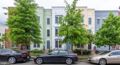 330 L STREET - Photo 1