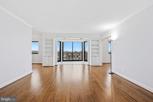5904 MOUNT EAGLE DRIVE 718
