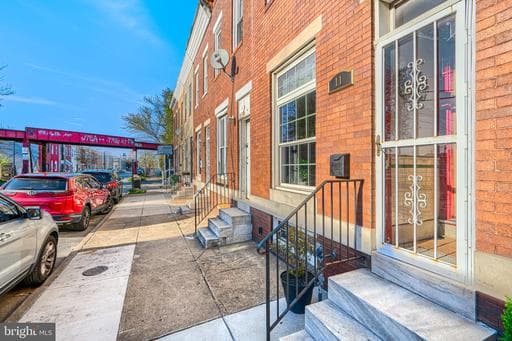 11 S KRESSON STREET - Photo 1
