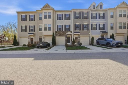 8219 HOLLOW COURT - Photo 1