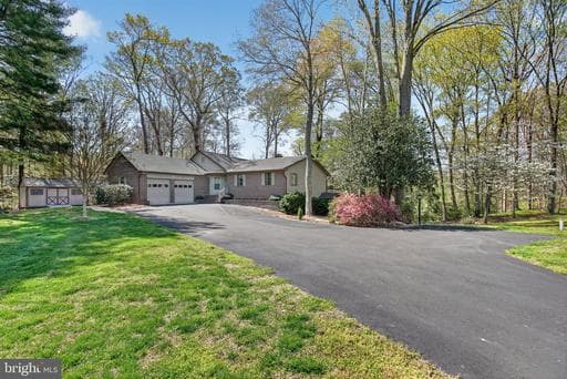 4030 FRIDAYS LANE - Photo 1