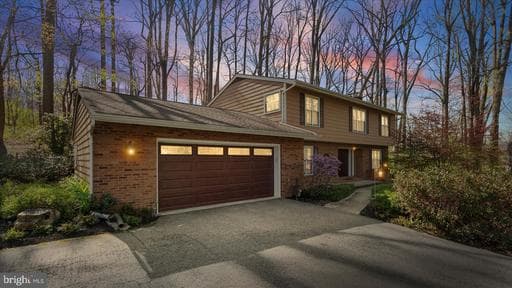 9 NANTUCKET GARTH - Photo 1