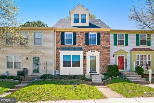3318 MIDLAND COURT - Photo 1