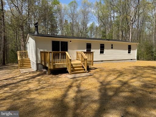 5003 HOLLY DRIVE - Photo 1