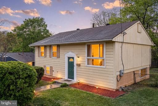 3110 81ST AVENUE - Photo 1