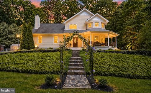 637 OLD ROBINHOOD ROAD - Photo 1