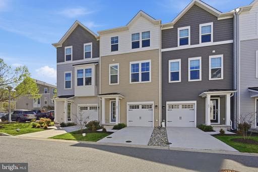 48 RIVERSIDE WHARF - Photo 1